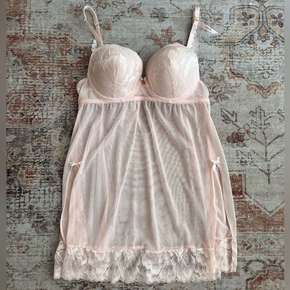 Daisy Fuentes Blush Lace Trim Chemise